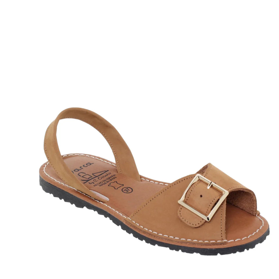 Sandalias Avarcas de Mujer en Piel de Menorca – Estilo Auténtico y Confort Mediterráneo