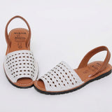 Sandalias Avarca de piel para mujer – Comodidad y elegancia