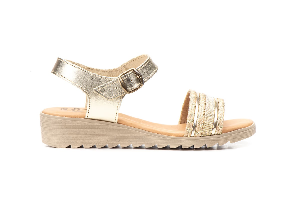 Sandalias de Mujer de Piel Negras con Hebilla