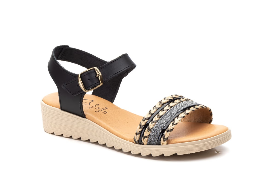 Sandalias de Mujer de Piel Negras con Hebilla