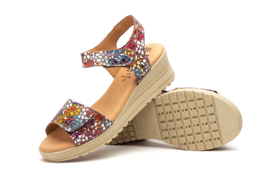 Sandalias de Mujer de Cuero con Estampado y Múltiples Tiras Ajustables con Velcro