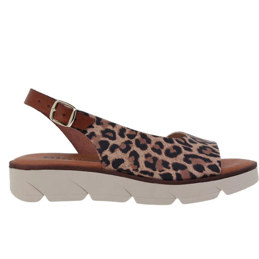 Sandalia de Cuña de Cuero con Estampado Leo – Cuña de 3 cm