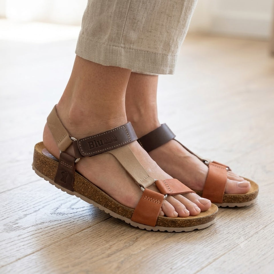 Sandalia de cuña de cuero multicolor – Comodidad y elegancia para cada día