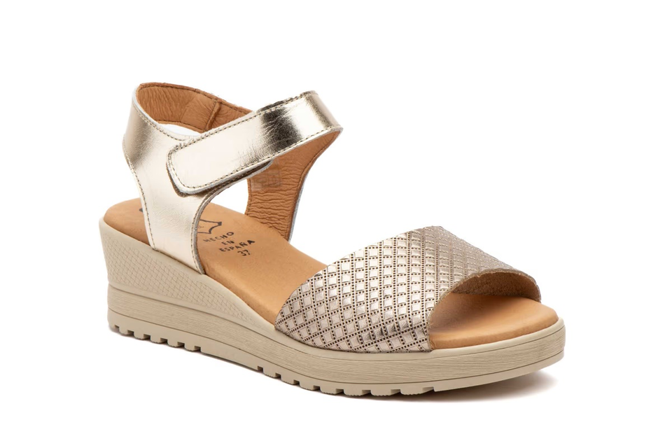 Sandalias de Mujer de Piel Rojas con Velcro y Cuña de 4,5 cm