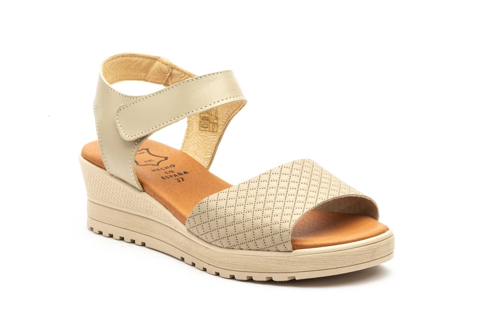 Sandalias de Mujer de Piel Rojas con Velcro y Cuña de 4,5 cm