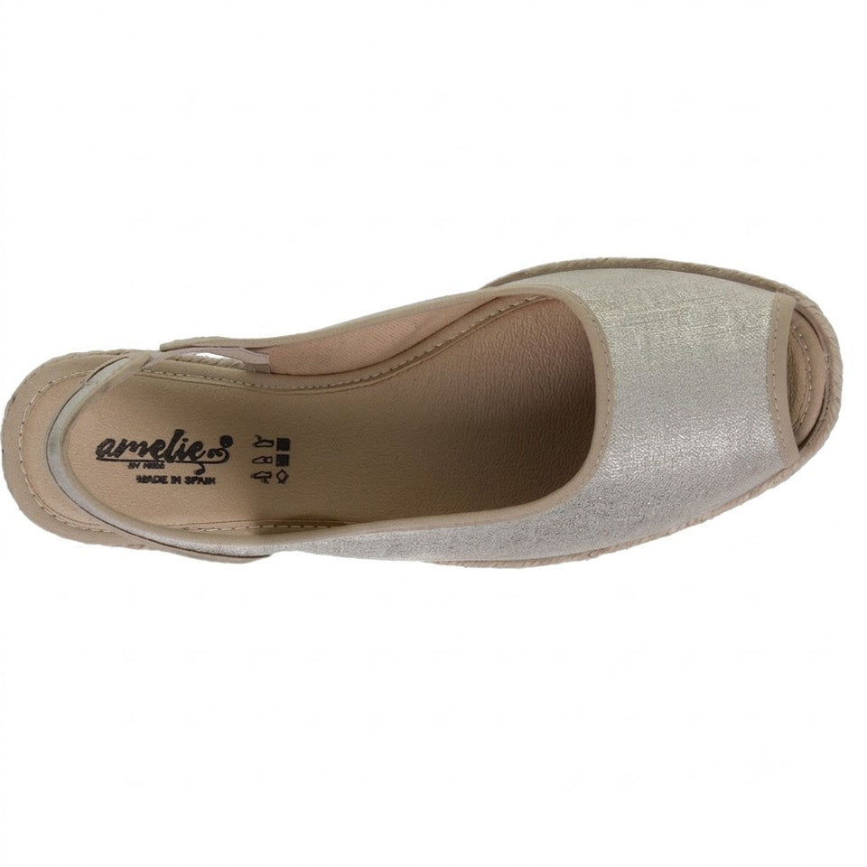 Sandalias de cuña para mujer con acabado brillante en color platino