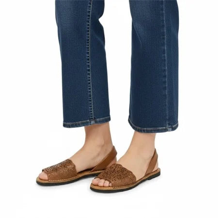 Sandalias femeninas de cuero para uso diario