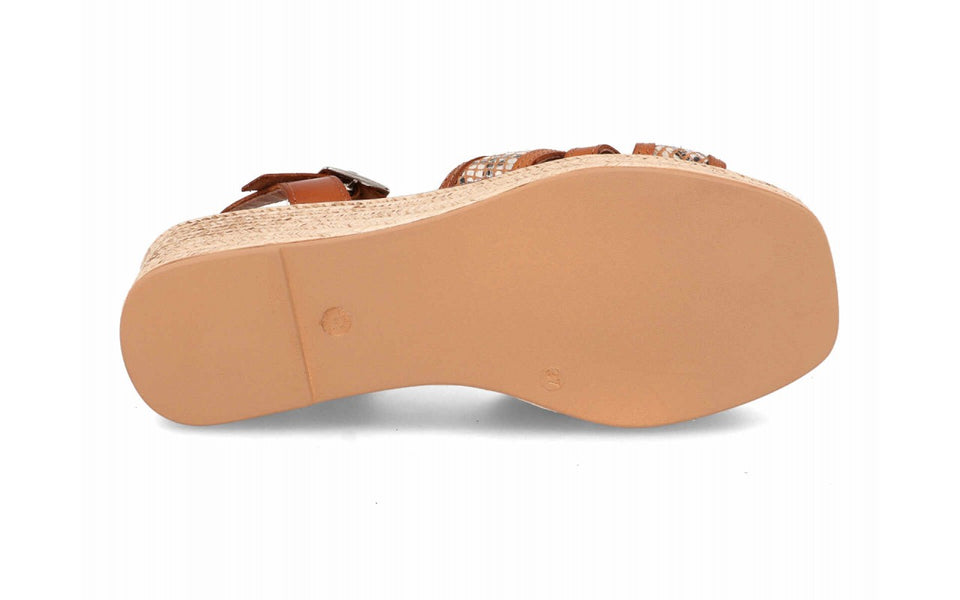Sandalias de piel con cuña de esparto y detalles brillantes – imagen 6