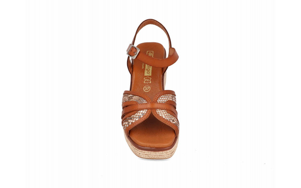 Sandalias de piel con cuña de esparto y detalles brillantes – imagen 5