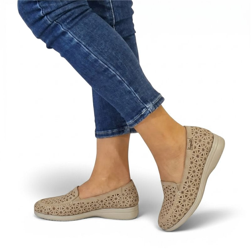 Mocasines cómodos perforados y transpirables para mujer